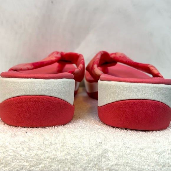 New Clarks Cloudsteppers Arla Glison Sandals Flip Flops Coral  Size 11 - Picture 5 of 10